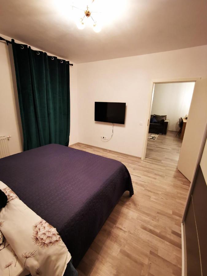 Teo Apartment Braşov Exteriör bild